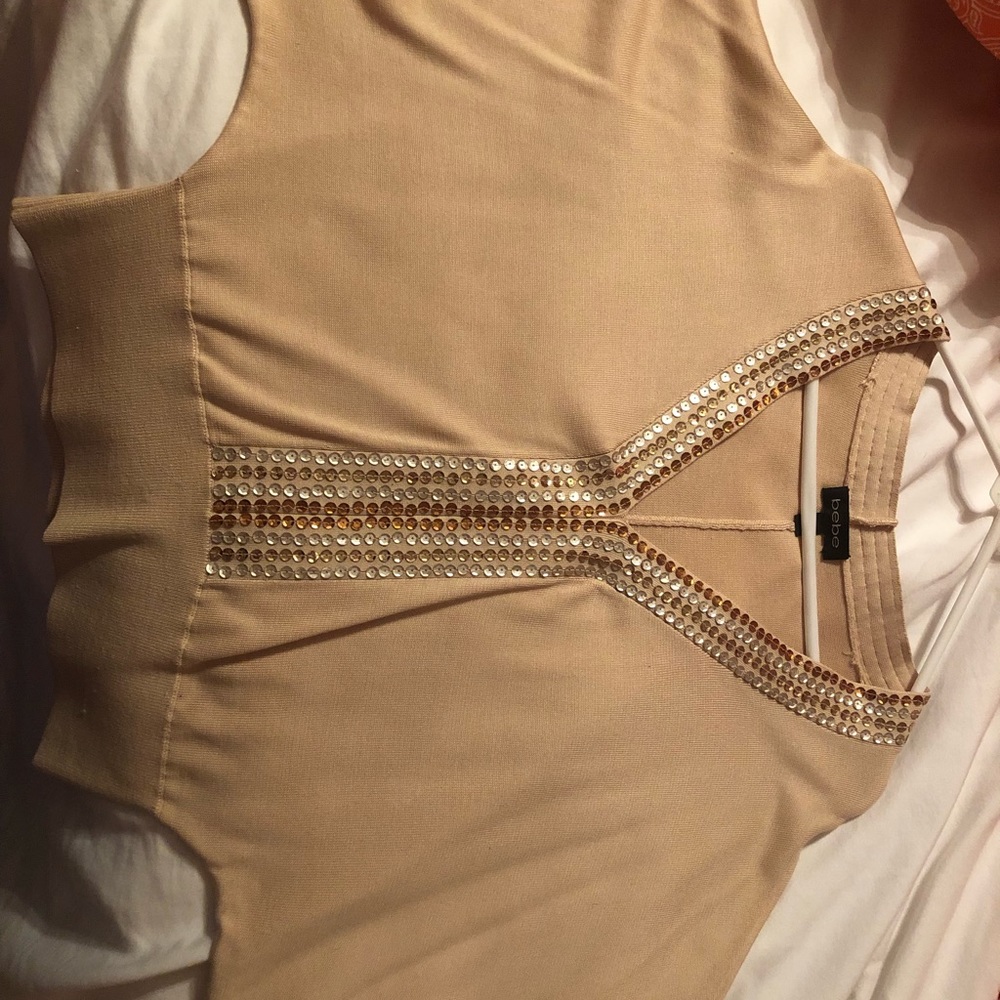 Top - Picture 2 of 2